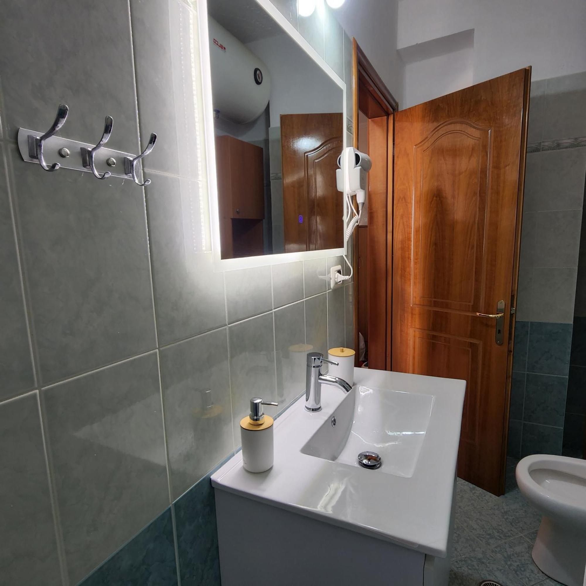 Sunsea Apartment Sarande Exterior photo